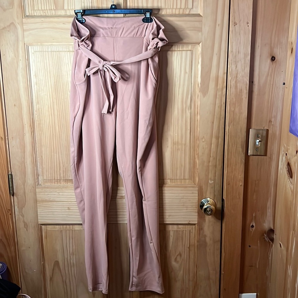 *LAST CHANCE! Donating 4/7* Boohoo Paper Bag Pants